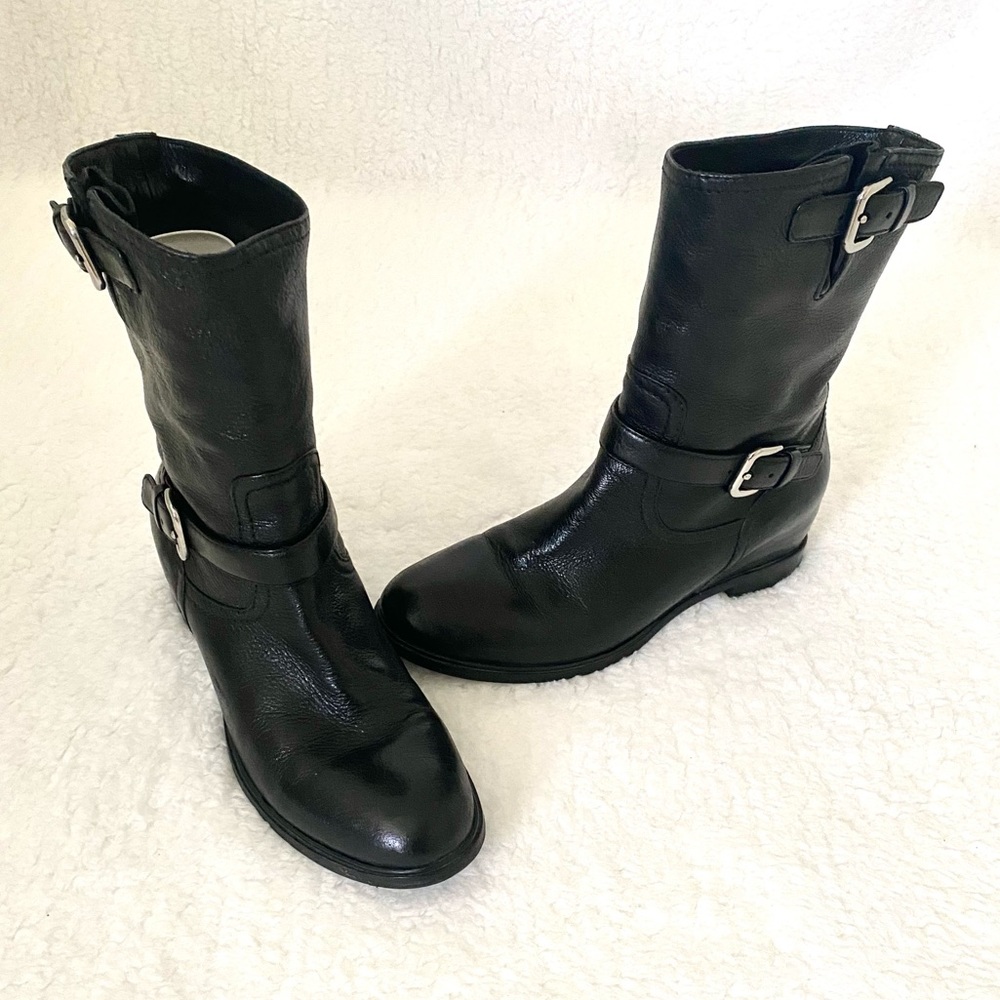 ❤️ Prada Moto Boots with Side Double Buckle Detail ❤️